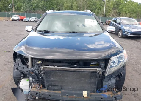 2011 Kia Sorento Lx from USA, damaged, VIN 5XYKT3A17BG053719